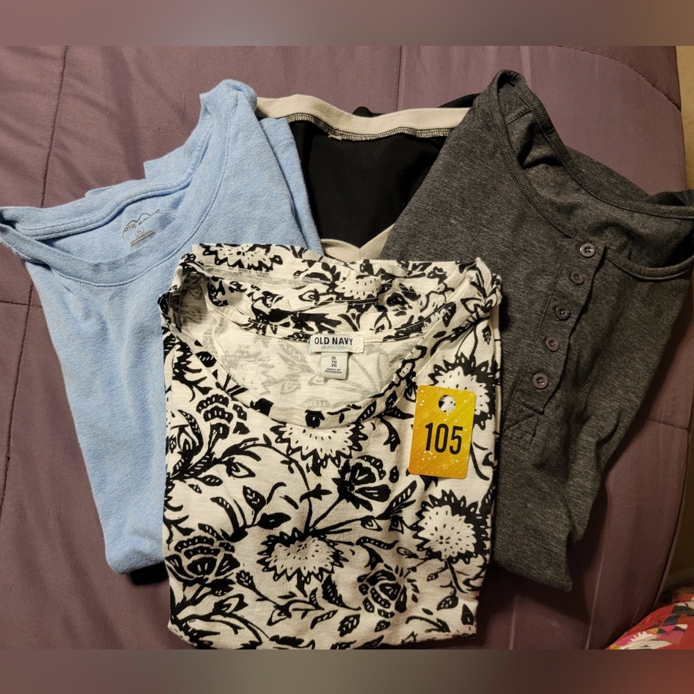 4 Peice Bundle Long and Short Sleeve XL